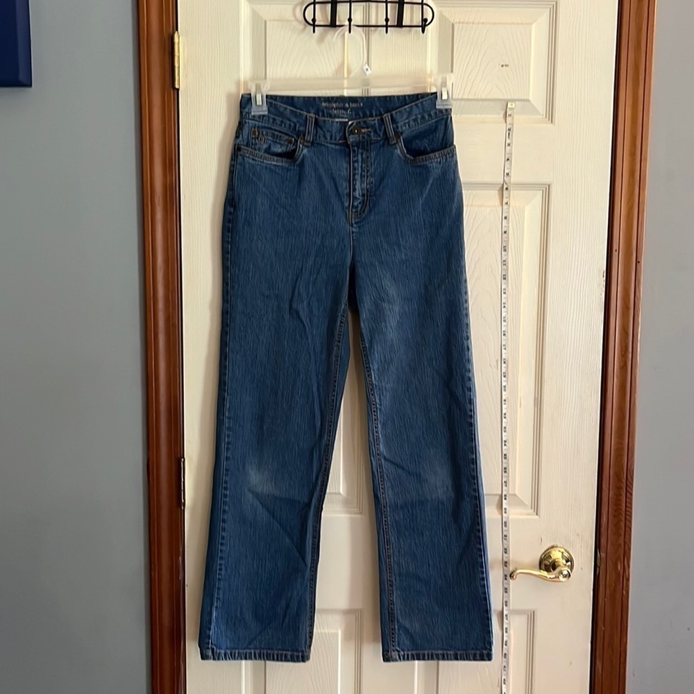 Christopher& Banks-size 4 short-classic fit, medium wash jeans